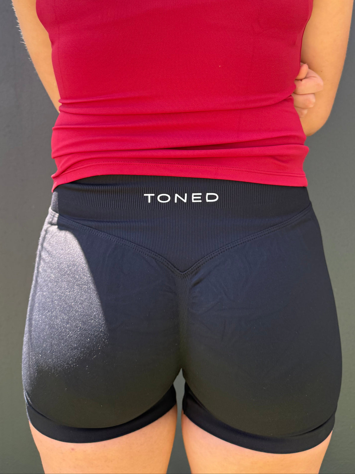 Balance Scrunch Shorts