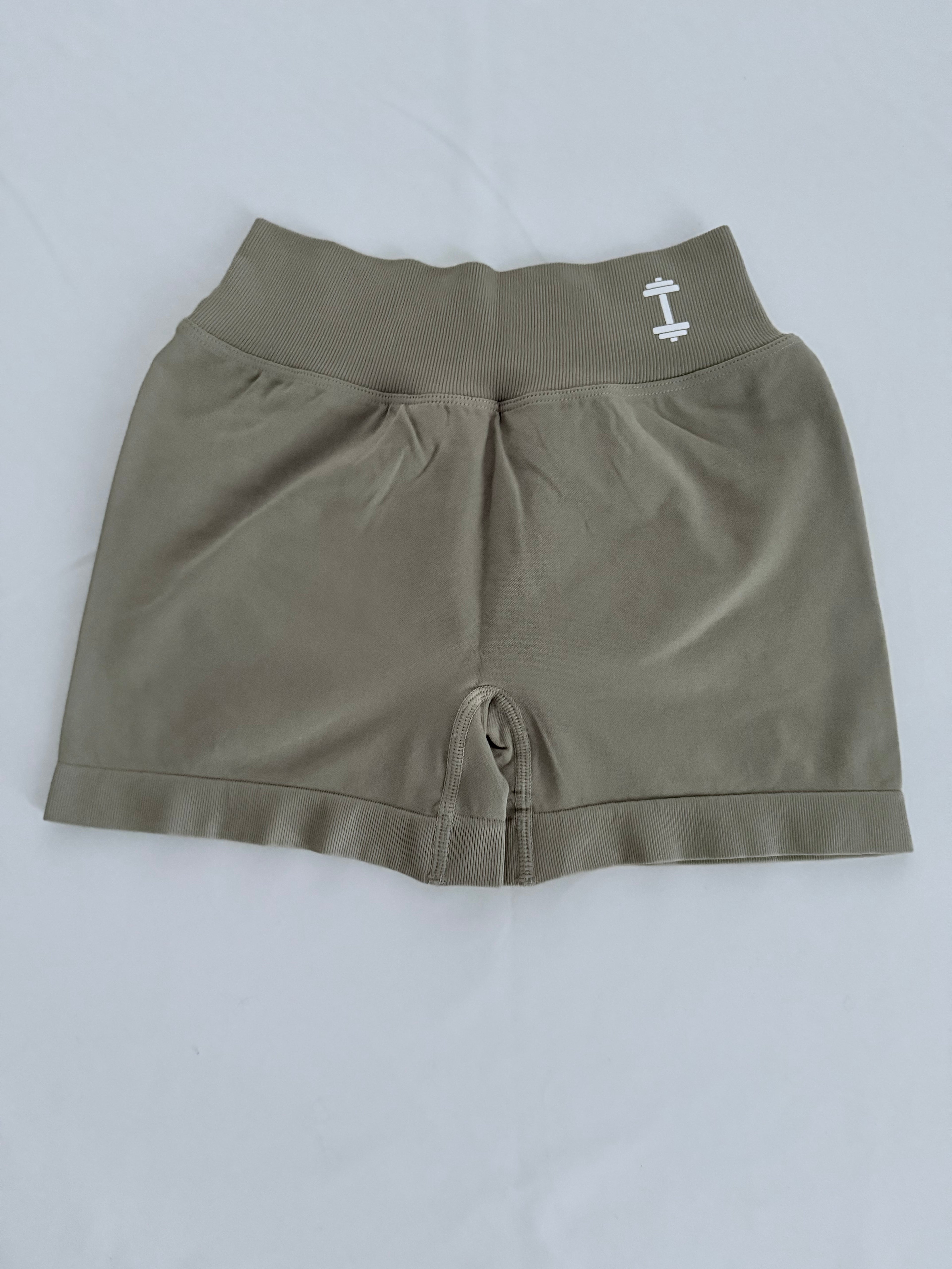 V-Cut Sculpt Balance Shorts