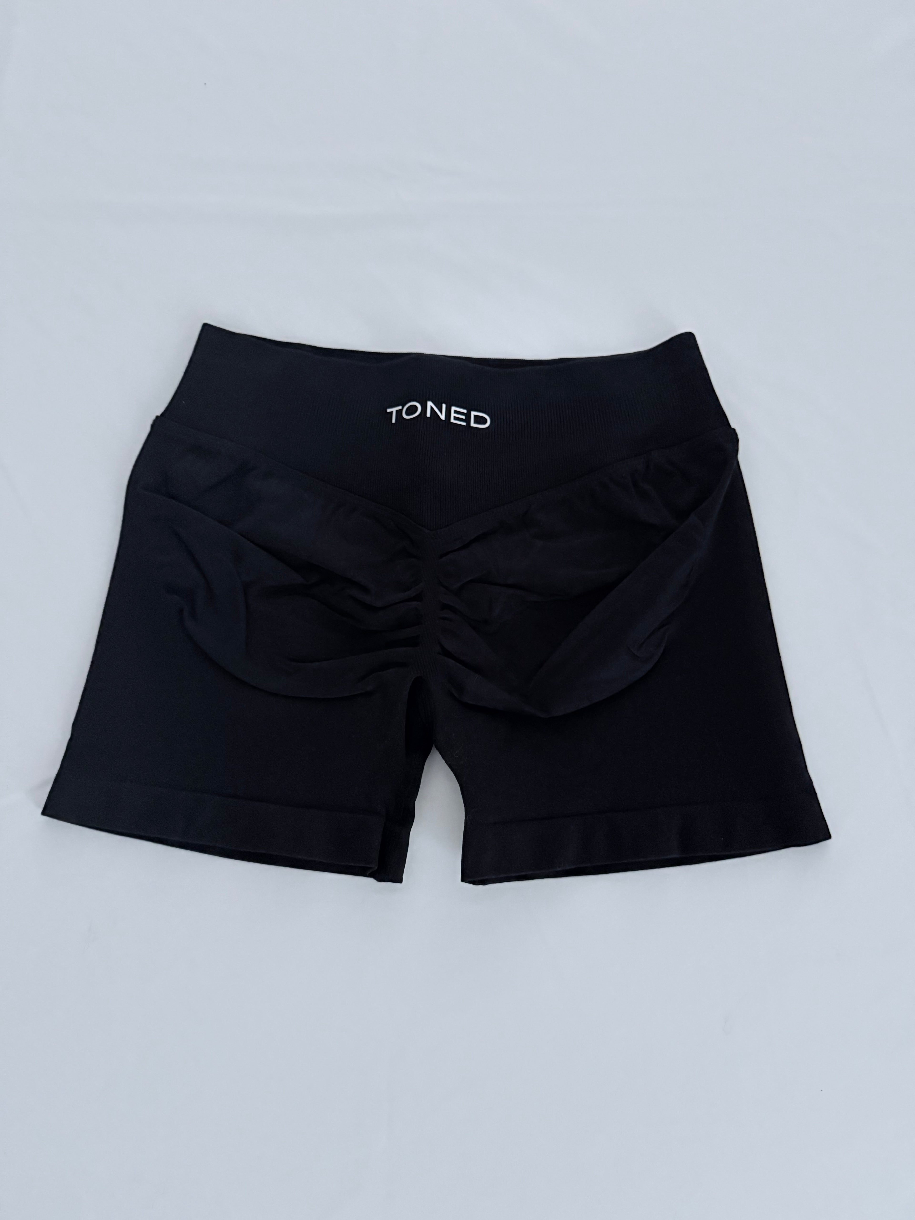 Balance Scrunch Shorts